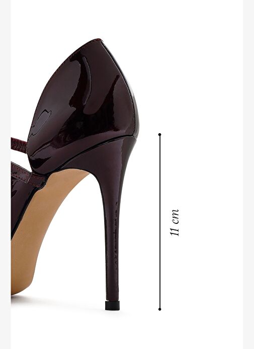 Kadın Bordo Tokalı Yüksek İnce Topuklu Rugan Deri Ayakkabı 25AFD121216 - Görsel 3