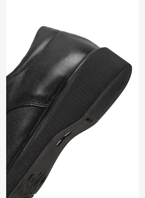 Kadın Siyah Bağcıklı Deri Maskülen Ayakkabı 25AFD414518 - Görsel 9