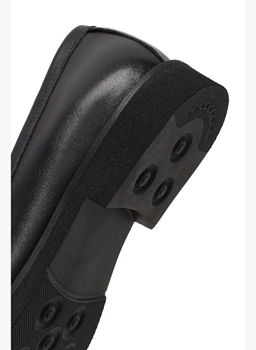 Kadın Siyah Tokalı Deri Loafer 25AFD230118 - Görsel 9