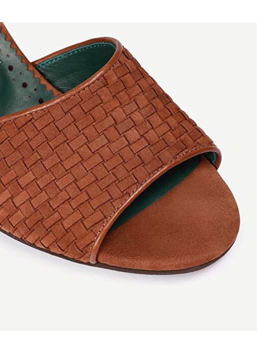 KÖSELE KAPLAMA YUMUŞAK DERİ TOPUKLU TERLİK - Görsel 3