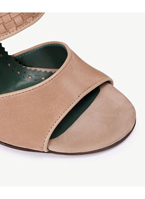 KÖSELE KAPLAMA YUMUŞAK DERİ TOPUKLU AYAKKABI - Görsel 3