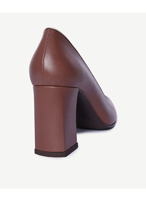 ÖZEL ÜRETİM YUMUŞAK DERİ TOPUKLU AYAKKABI - Görsel 5