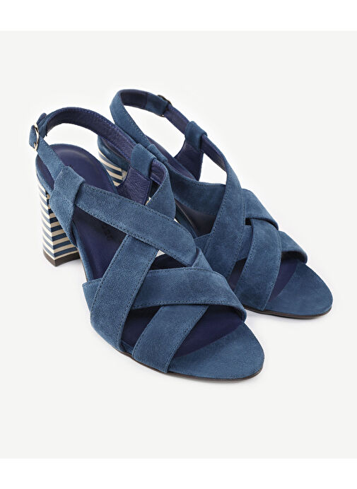 ÇAPRAZ BANTLI DERİ TOPUKLU SANDALET - Görsel 6