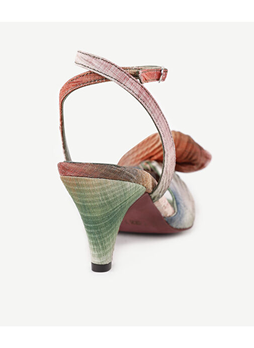 PİLİSE KUMAŞLI TOPUKLU SANDALET - Görsel 4