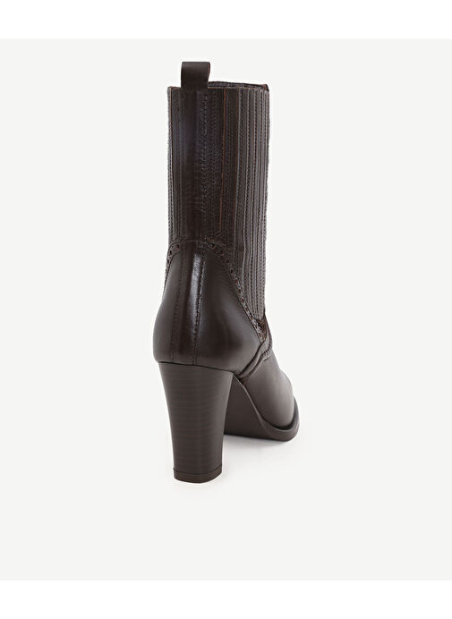 LASTİK DETAYLI YUMUŞAK DERİ TOPUKLU BOT - Görsel 4