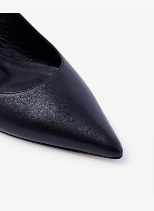 Alçak Topuklu Arkası Açık Ayakkabı - Görsel 3