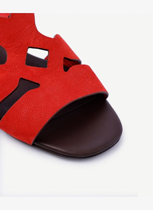 Çapraz Bant Detaylı Deri Sandalet - Görsel 3