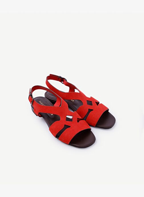 Çapraz Bant Detaylı Deri Sandalet - Görsel 5