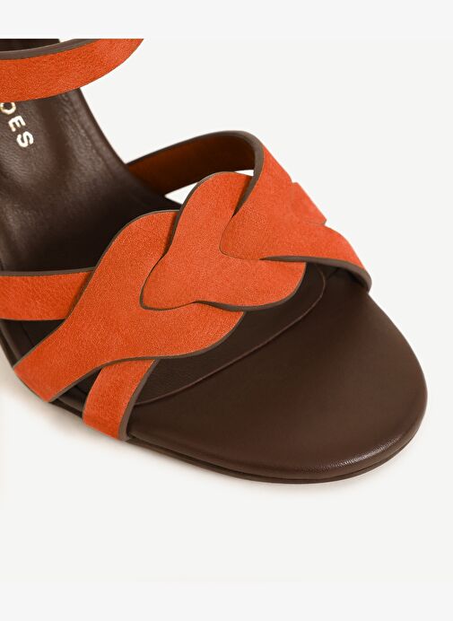 Örgü Detaylı Deri Topuklu Ayakkabı - Görsel 3