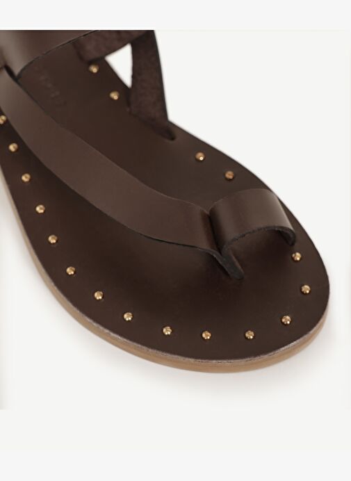 Tabanı Pimli Deri Sandalet - Görsel 4