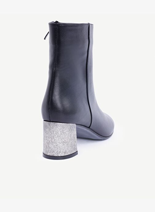 Metal Ökçeli Deri Topuklu Bot - Görsel 4