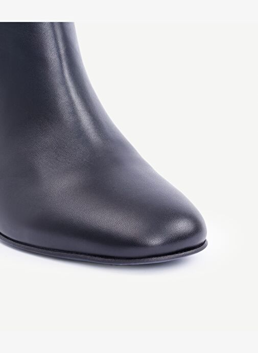 Metal Ökçeli Deri Topuklu Bot - Görsel 3