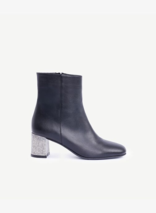Metal Ökçeli Deri Topuklu Bot - Görsel 2