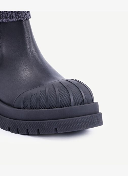 Bileği Triko Detaylı Deri Bot - Görsel 3