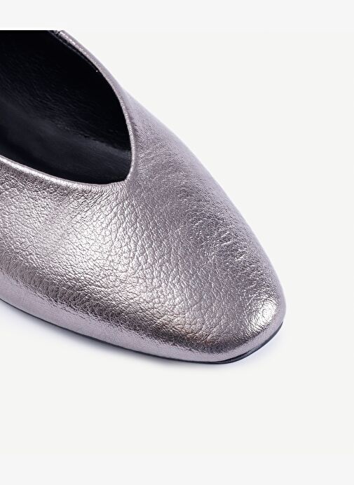 Yüksek Yüzlü Deri Babet - Görsel 3