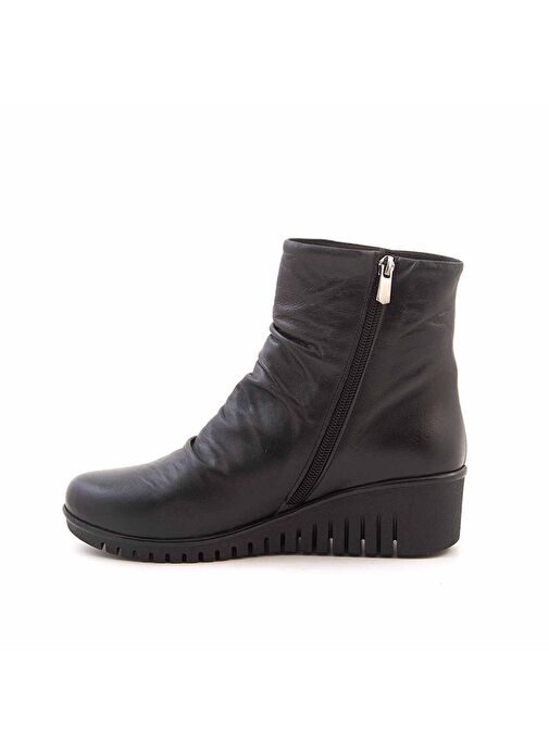 Tanca Kadın Bot 2001 - Görsel 3