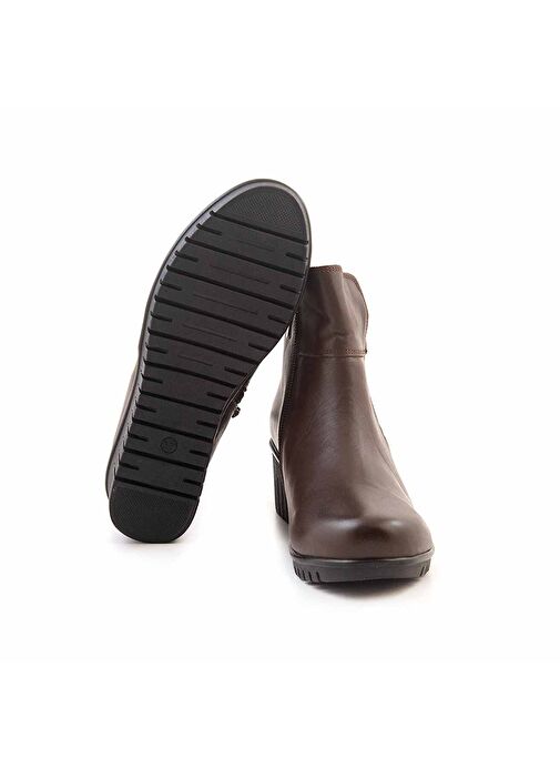 Tanca Kadın Bot 2011 - Görsel 6