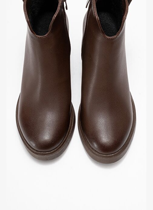 MİER Kahverengi Cilt Zincir Detaylı Kadın Kalın Topuklu Bot - Görsel 3