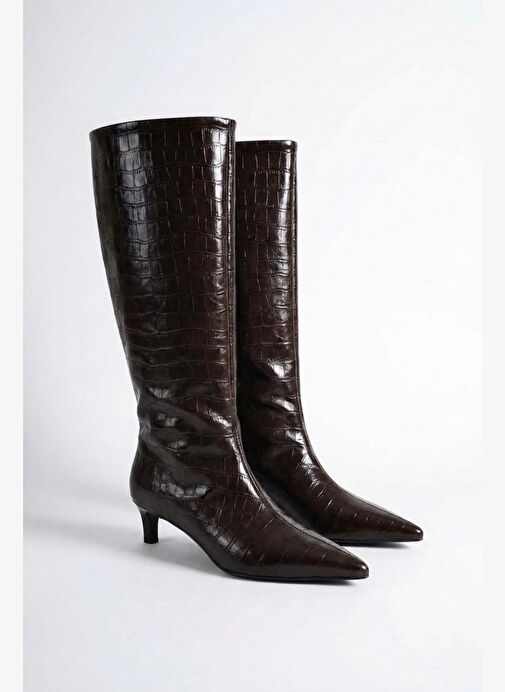 Kadın Acı Kahve Crocodil Detaylı Rugan Sivri Burun Çizme - Görsel 2