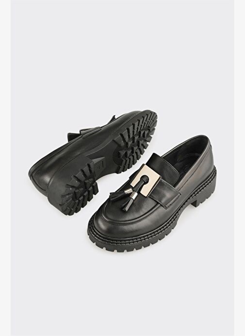 Siyah Deri Kadın Günlük Ayakkabı - Görsel 4