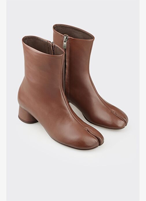 Kahve Deri Kadın Klasik Bot - Görsel 3