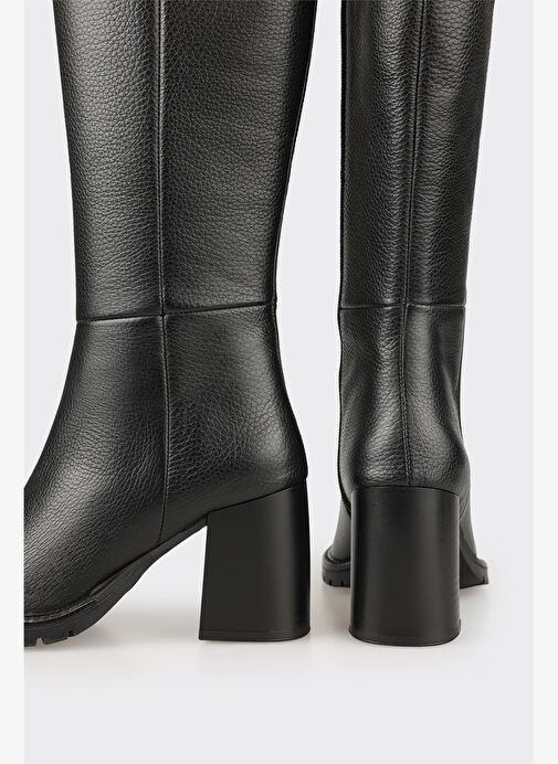 Siyah Deri Kadın Çizme - Görsel 5