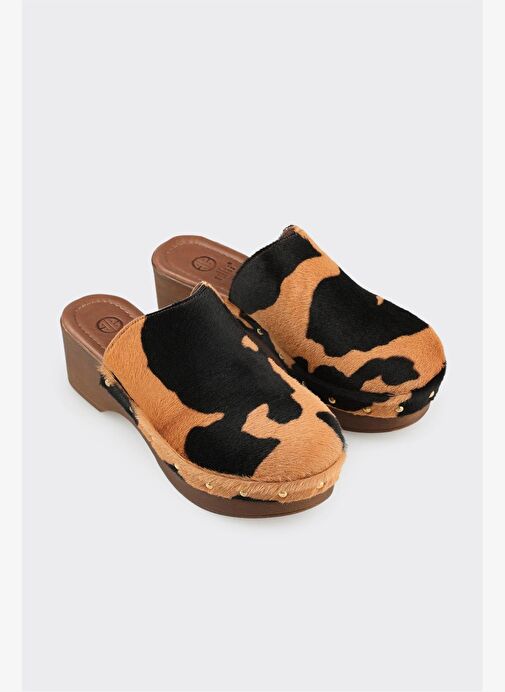 Bej Hayvan Desenli Deri Kadın Terlik - Görsel 3