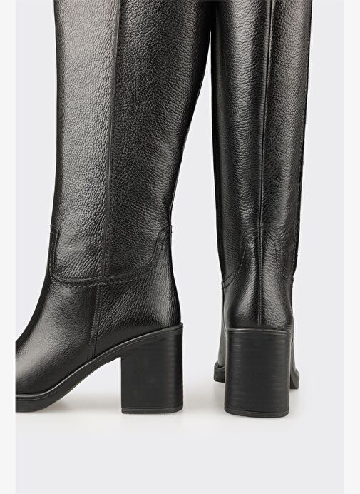 Siyah Deri Kadın Çizme - Görsel 5