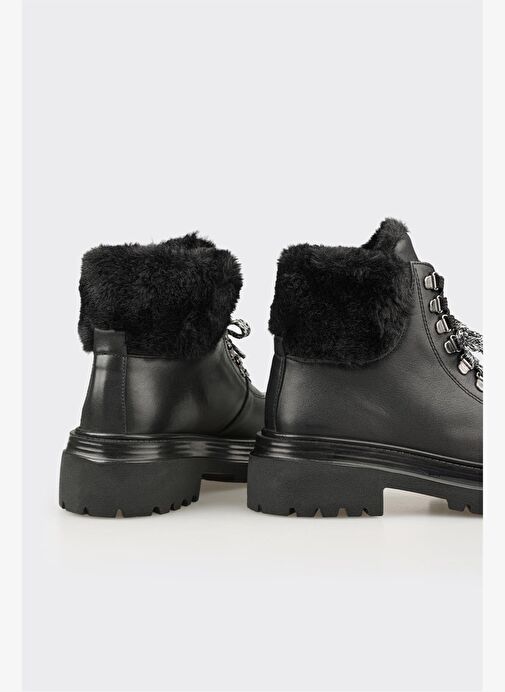 Siyah Deri Kadın Günlük Bot - Görsel 5