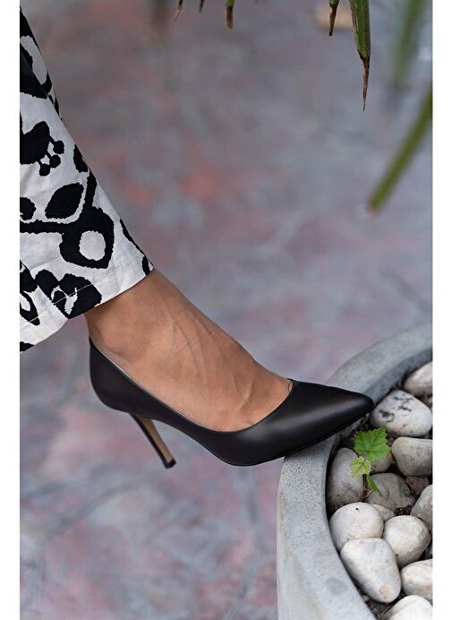 Ece'nin Butiği Ekru Kadın Deri Stiletto Pael-447 - Görsel 2