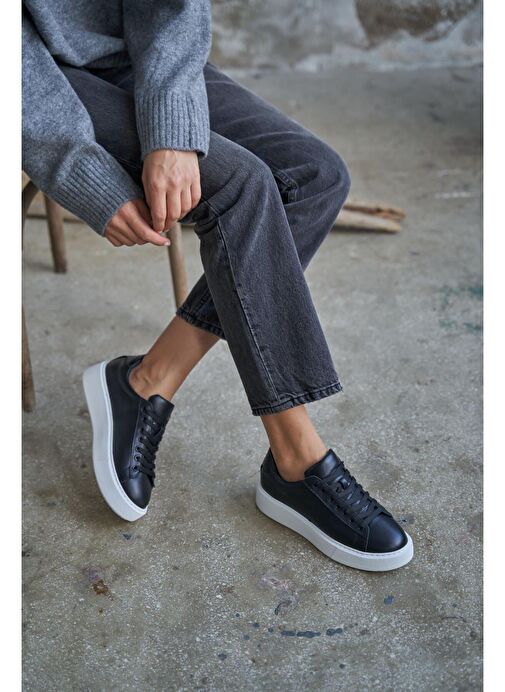 Ece'nin Butiği Siyah Kadın Deri Sneaker Hole-447 - Görsel 4