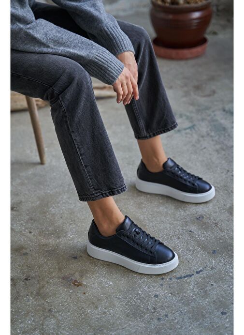 Ece'nin Butiği Siyah Kadın Deri Sneaker Hole-447 - Görsel 5