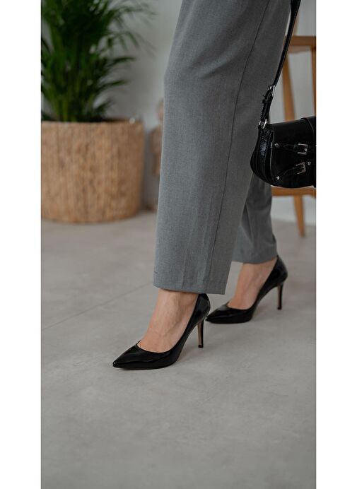 Ece'nin Butiği Siyah Kadın Rugan Stiletto Pael-65 - Görsel 2