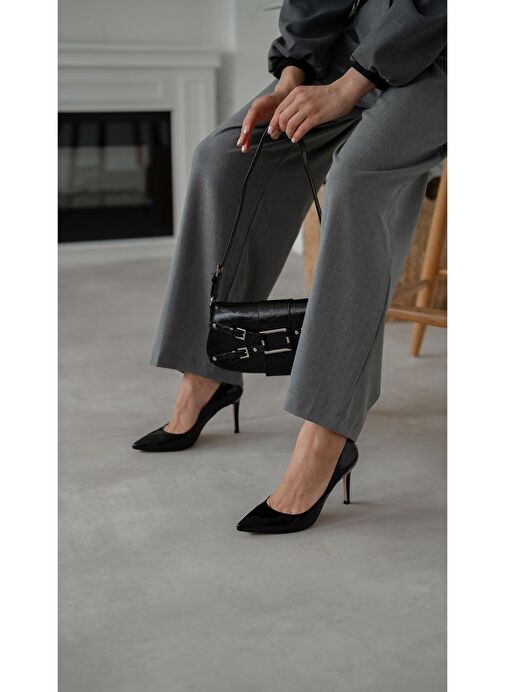 Ece'nin Butiği Siyah Kadın Rugan Stiletto Pael-65 - Görsel 3