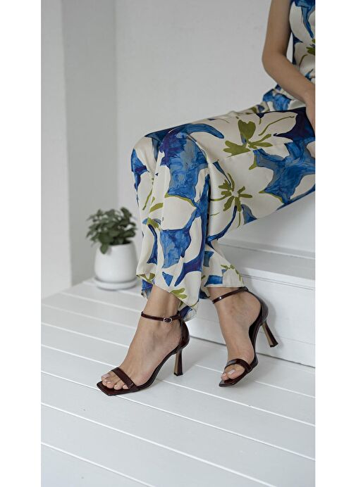 Arrow Bordo Rugan Hakiki Deri Topuklu Ayakkabı - Görsel 2