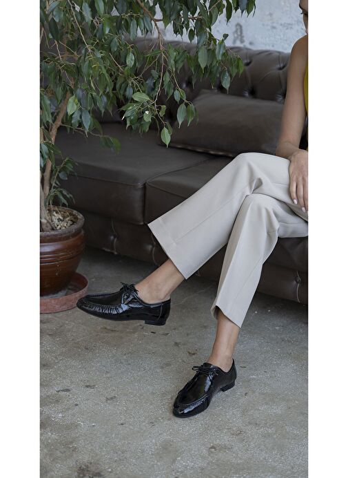 Carter Siyah Rugan Hakiki Deri Makosen Ayakkabı - Görsel 3