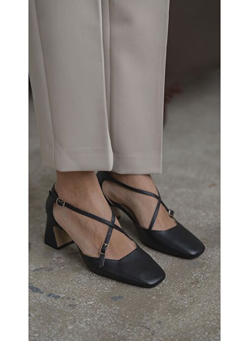 Gorter Siyah Hakiki Deri Topuklu Ayakkabı - Görsel 4