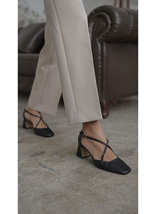 Gorter Siyah Hakiki Deri Topuklu Ayakkabı - Görsel 5