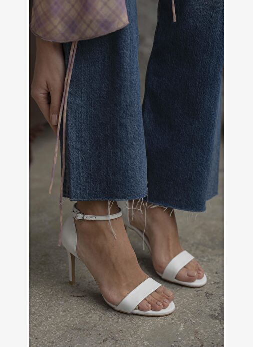 Yolette Beyaz Hakiki Deri Topuklu Ayakkabı - Görsel 3