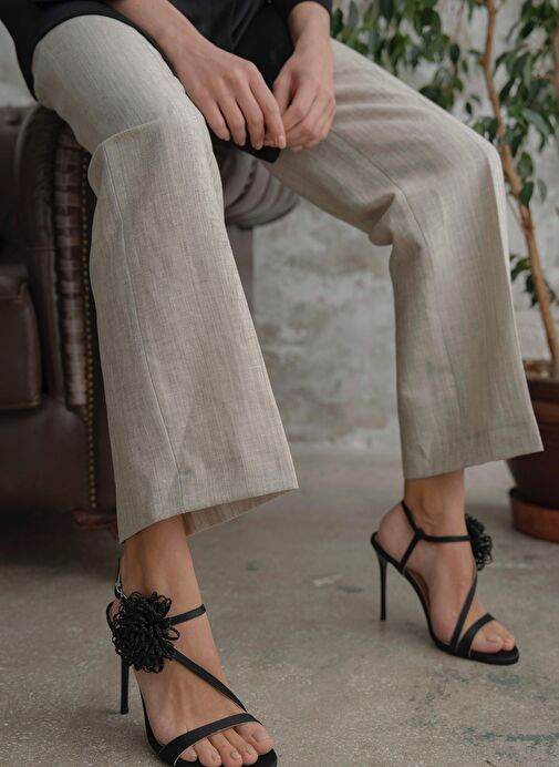 Watson Siyah Saten Topuklu Ayakkabı - Görsel 2