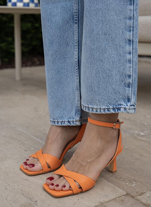Gita Turuncu Topuklu Ayakkabı - Görsel 4