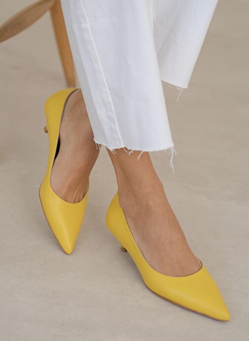 Aroya Sarı Hakiki Deri Topuklu Ayakkabı - Görsel 2