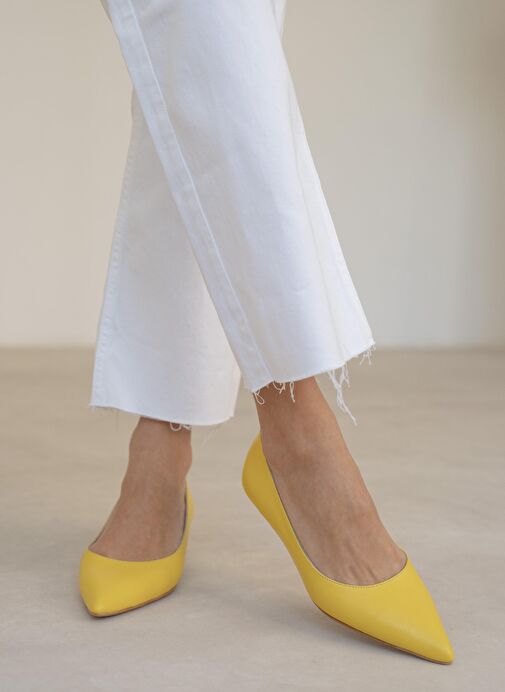 Aroya Sarı Hakiki Deri Topuklu Ayakkabı - Görsel 4