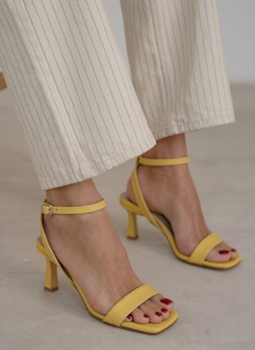 Waylon Sarı Topuklu Ayakkabı - Görsel 4