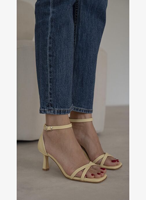 Amaros Sarı Topuklu Ayakkabı - Görsel 4