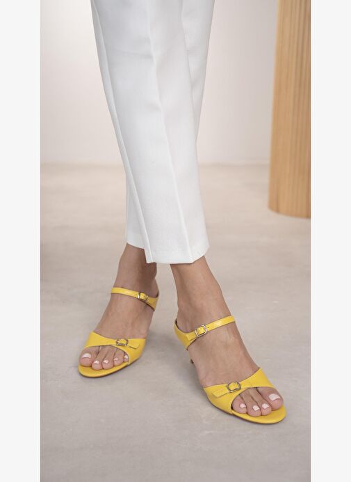 Kelvin Sarı Hakiki Deri Topuklu Ayakkabı - Görsel 3