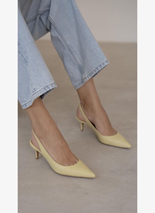 Lisa Sarı Hakiki Deri Topuklu Ayakkabı - Görsel 2