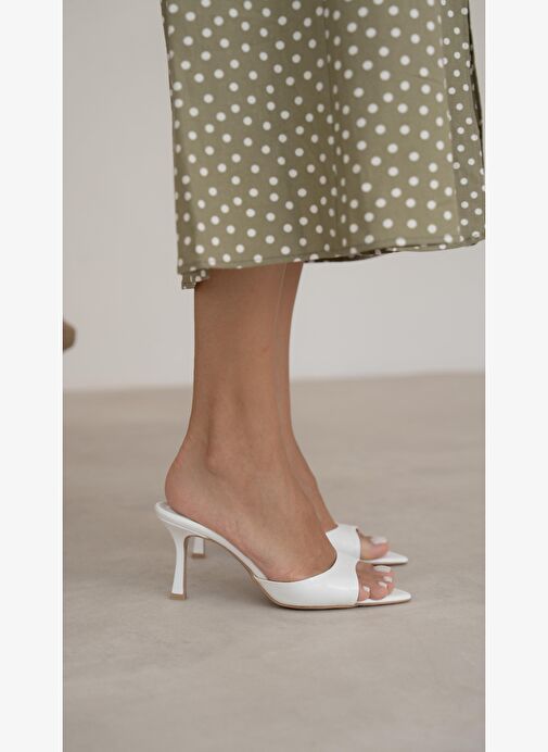 Yoro Beyaz Rugan Hakiki Deri Topuklu Ayakkabı - Görsel 2