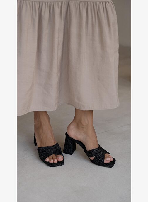 Betis Siyah Hasır Topuklu Ayakkabı - Görsel 4