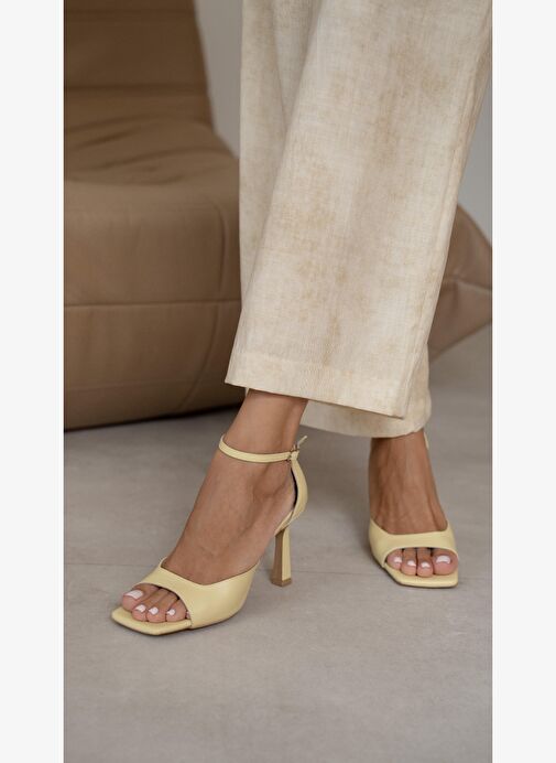 Orion Sarı Hakiki Deri Topuklu Ayakkabı - Görsel 3